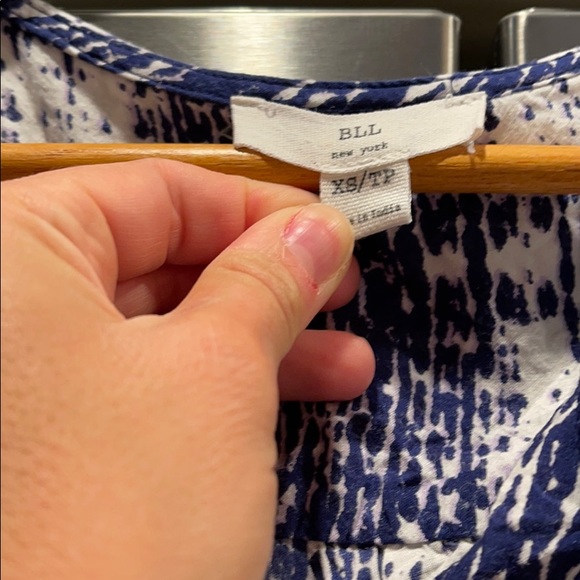 Adorable tie dye print shirt dress - Picture 2 of 5